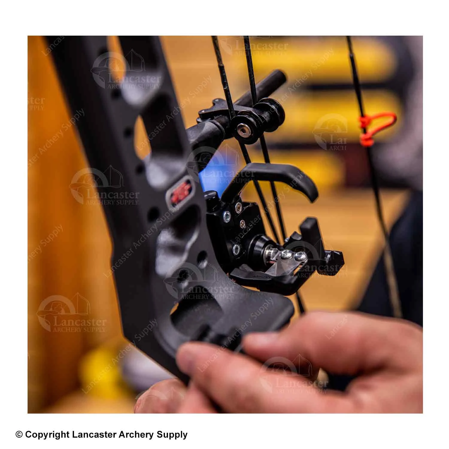 Hamskea Epsilon Arrow Rest (Universal Bracket) 4 Hamskea Epsilon Arrow Rest (Universal Bracket) - Image 4